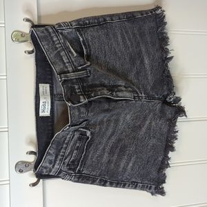 Mudd black jean shorts, size 1